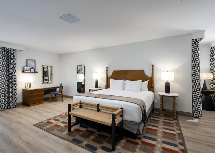 The Wigwam 4*